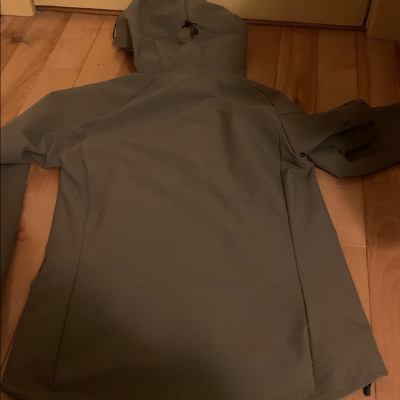 Helly Hansen Odin Pro Shield Softshell Jacket Green - Picture 5 of 5